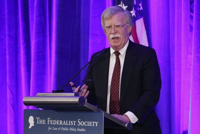 Με πιέσεις και απειλές συνεχίζεται η κόντρα ΗΠΑ – Ιράν