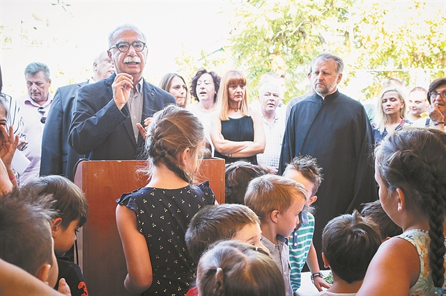 Παροχές… ύπνου από τον Γαβρόγλου