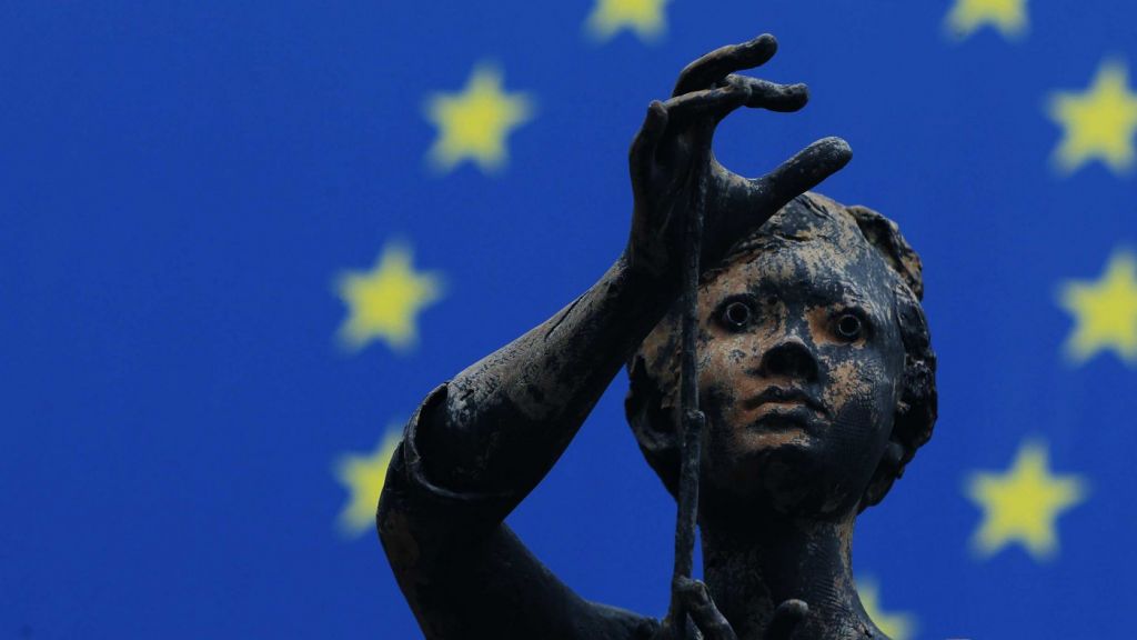 17 καθηγητές γράφουν για τη δημοκρατία στην Ευρώπη – Σκέψεις και προτάσεις για την αναγέννηση της Ε.Ε.