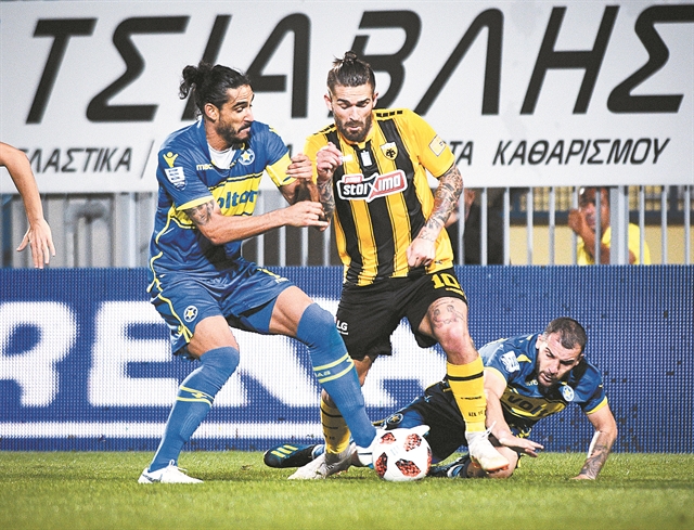 Φουλ επίθεση για το «3Χ3»