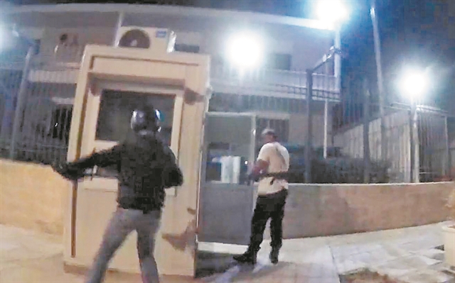 3+1 ιστορίες καθημερινής παρακμής στην Ελλάδα