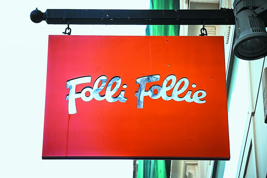 Θρίλερ με παραιτήσεις και ηχηρές αποχωρήσεις