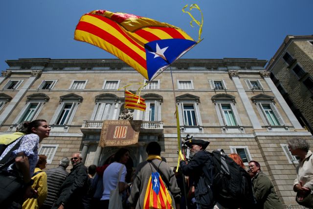 Τόρα: Να αποδεχθεί η Μαδρίτη την ανεξαρτησία της Καταλωνίας