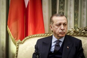 Ερντογάν: Παγώνουν οι νέες επενδύσεις