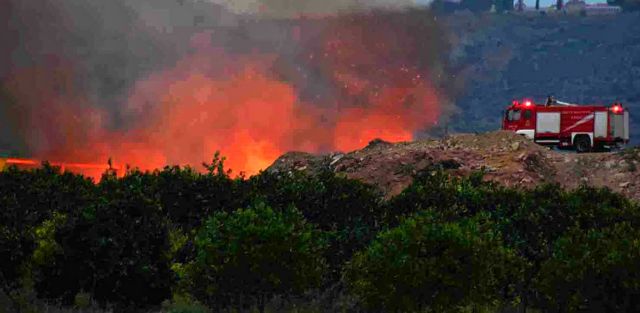 Συνελήφθη 21χρονος για εμπρησμό στη Βάρη