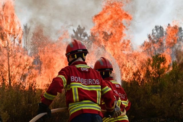 Πορτογαλία: Στο εδώλιο 12 πρόσωπα για τη φονική δασική πυρκαγιά του 2017