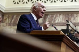 Ενωση Κεντρώων: Μια σοβαρή πολιτεία δεν κάνει σόου, αλλά πράξεις