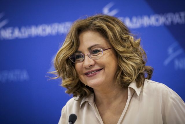 ΔΕΘ: Στο περίπτερο της Κομισιόν η Σπυράκη