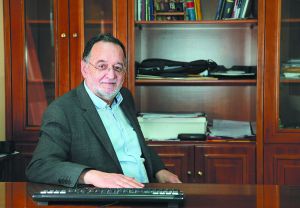 «Ο Τσίπρας γλείφει εκεί που έφτυνε…»