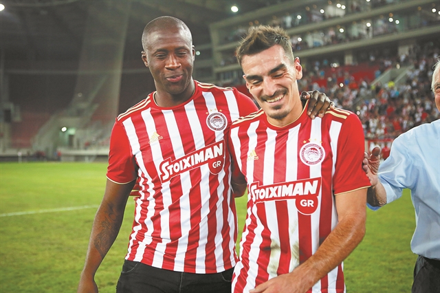 Παγκόσμιος σεισμός για Τουρέ