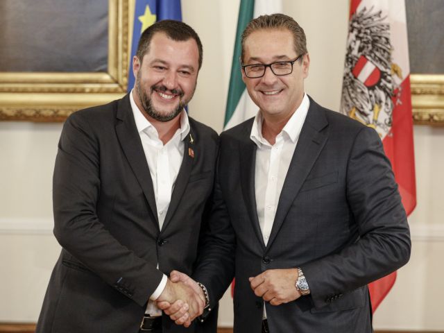 Την κράτηση μεταναστών σε πλοία πρότειναν Σαλβίνι – Κικλ