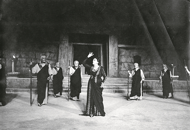 Από το γένος στο είδος