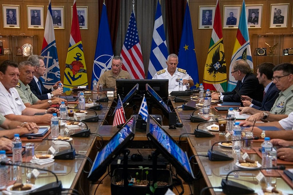Tighter defence cooperation with the US and the role of Souda | tanea.gr
