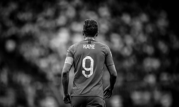 Σε ασπρόμαυρο τα πρώτα δευτερόλεπτα του φιλικού Αγγλία-Ελβετία