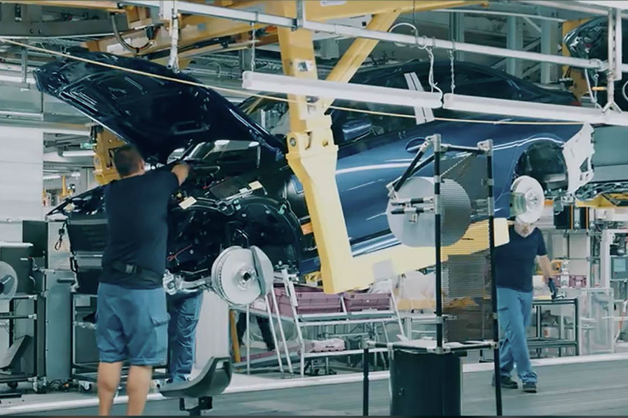 BMW 3: Γεύση από τη νέα γενιά μέσα από το εργοστάσιο