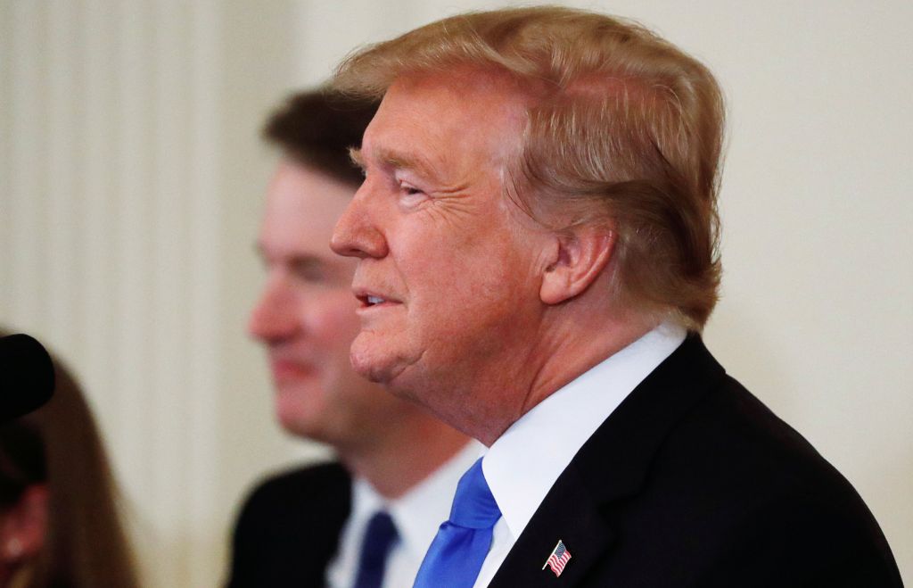 Δασμούς κατά της Κίνας ανακοινώνει ο Τραμπ