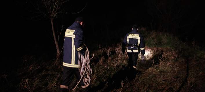 Επιχείρηση απεγκλωβισμού 19 ορειβατών στο φαράγγι Σεργούλας