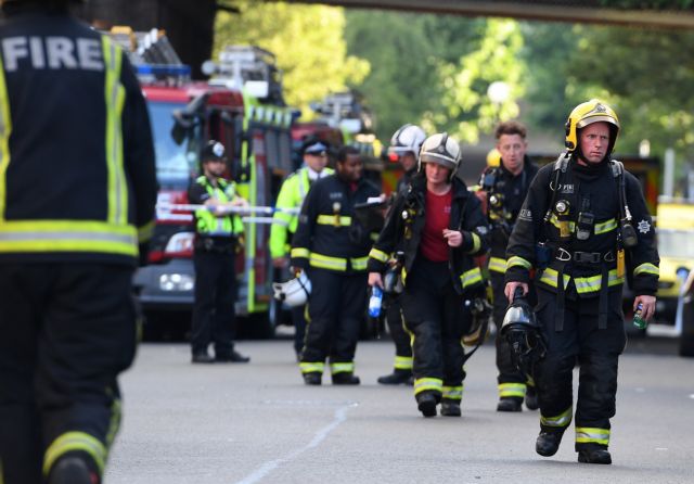 Μεγάλη φωτιά στο Λονδίνο (video)