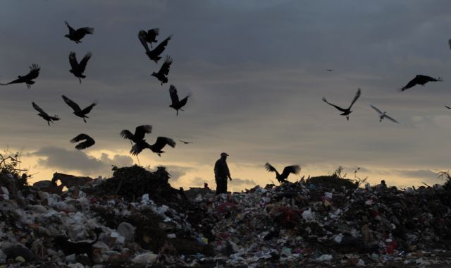 Κίνδυνος αύξησης απορριμάτων κατά 70% ως το 2050
