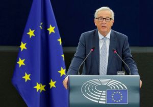 Ευρωπαϊκό στρατό 10.000 ατόμων για την φύλαξη των συνόρων πρότεινε ο Γιούνκερ