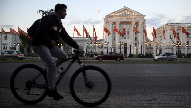 Δημοψήφισμα Σκόπια : Τι θα κρίνει το αποτέλεσμα και το μέλλον του Ζόραν Ζάεφ