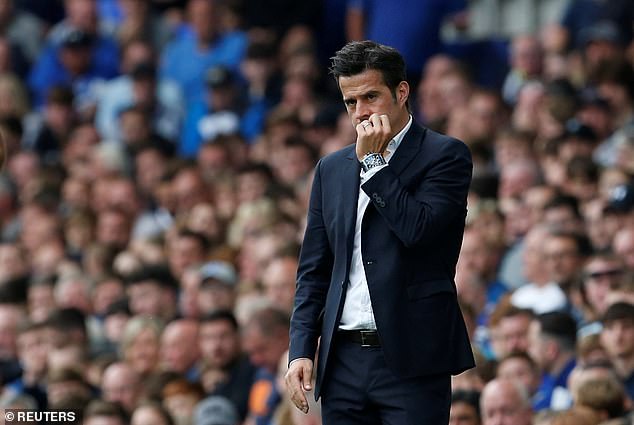 Ερευνα για παράνομη προσέγγιση της Εβερτον στον Μάρκο Σίλβα