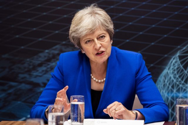Μέι: Είμαστε κοντά σε συμφωνία με την ΕΕ για το Brexit
