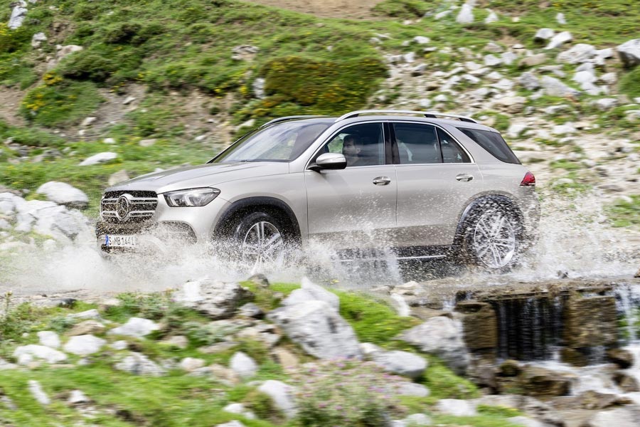 Νέα Mercedes-Benz GLE: Το αστέρι έτοιμο για νέες περιπέτειες