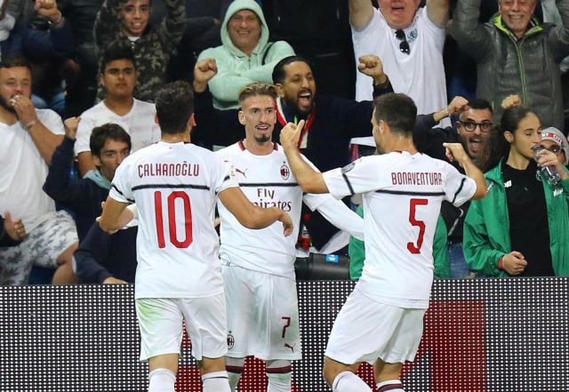 Η Μίλαν νίκησε τη Σασουόλο και περιμένει τον Ολυμπιακό