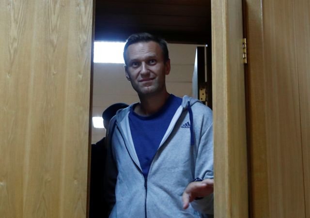 Ρωσία: Συνελήφθη ξανά μόλις πέρασε την πύλη της φυλακής ο Ναβάλνι