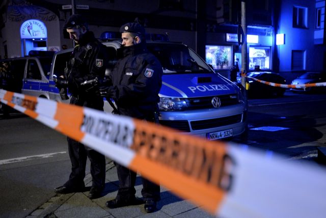 Επίθεση με μαχαίρι στη Γερμανία: Τρεις τραυματίες | tanea.gr