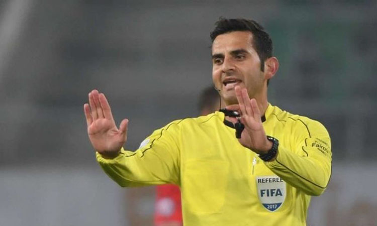 Νοκ άουτ ο ρέφερι του ντέρμπι – Αντικαταστάτης από το κάτω ράφι…