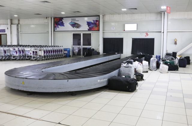 Τρίπολη: Ρουκέτες κατά του αεροδρομίου, εκτροπή πτήσεων