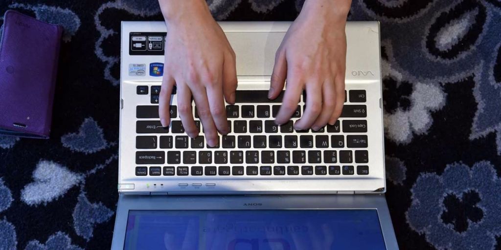 Αυτά είναι τα παιχνίδια θανάτου που απειλούν τα παιδιά μας