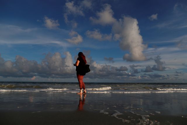 ΗΠΑ: Εξασθένισε ο κυκλώνας Φλόρενς