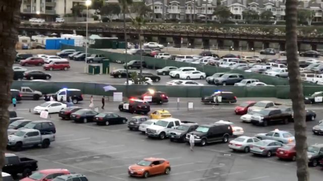 Πυροβολισμοί σε συγκρότημα διαμερισμάτων στην Καλιφόρνια