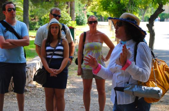 Διαγωνισμός για 30 σπουδαστές στη Σχολή Ξεναγών