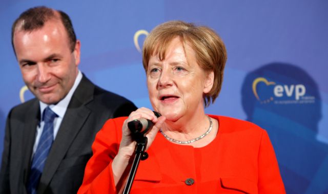 Η Μέρκελ στηρίζει την υποψηφιότητα Βέμπερ για την προεδρία της ΕΕ