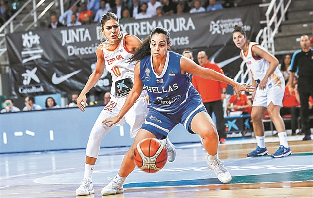 Ο Χακίμ, η Μαριέλλα και ο ιστός της αράχνης!