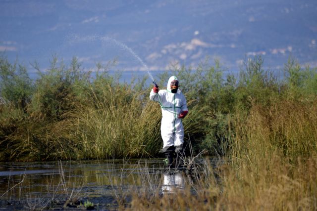 Συνεχίζονται οι ψεκασμοί για τα κουνούπια στην Κεντρική Μακεδονία