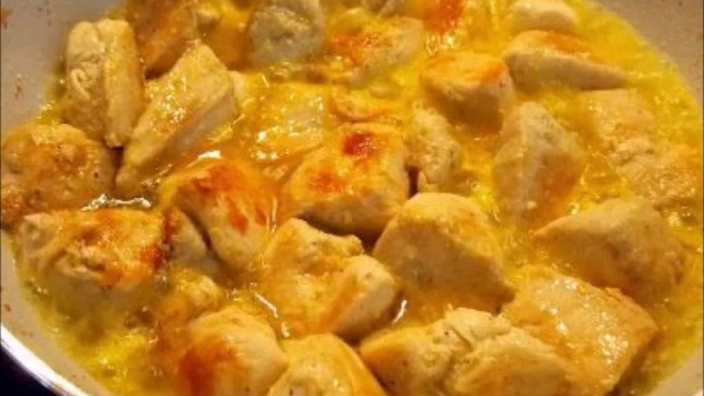 Εύκολο φιλέτο κοτόπουλου με γιαούρτι και μουστάρδα