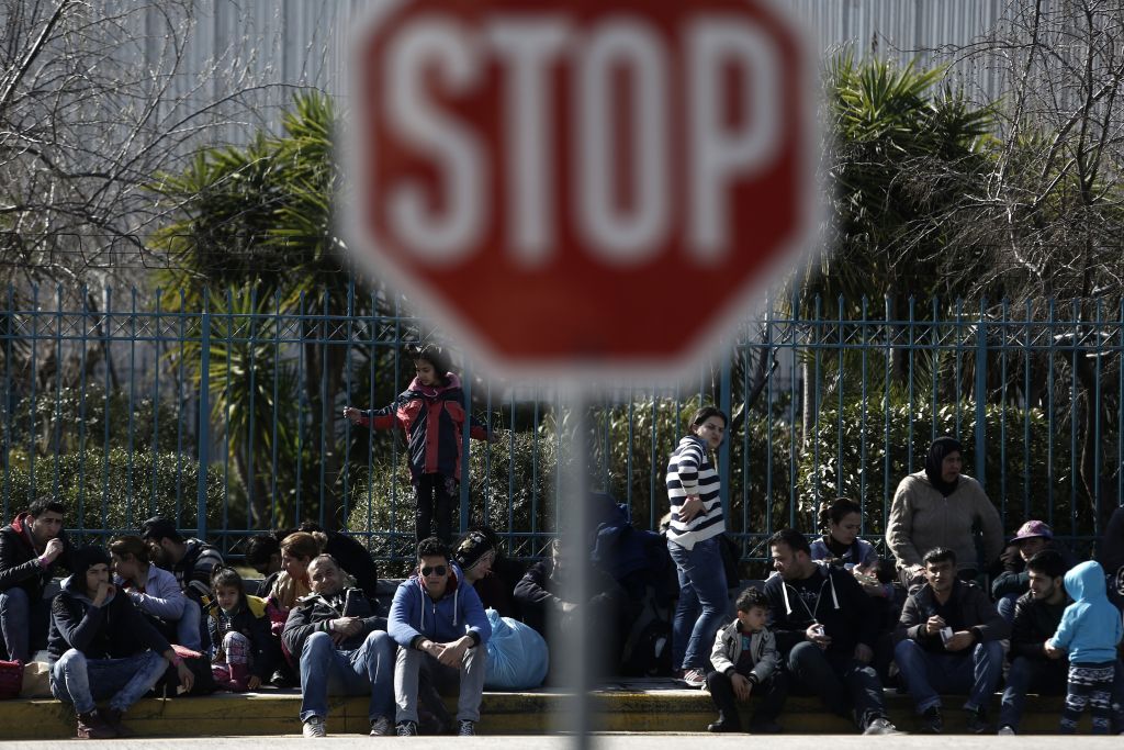 Το υπ. Παιδείας για τους «λαθρομετανάστες» στη Λέσβο