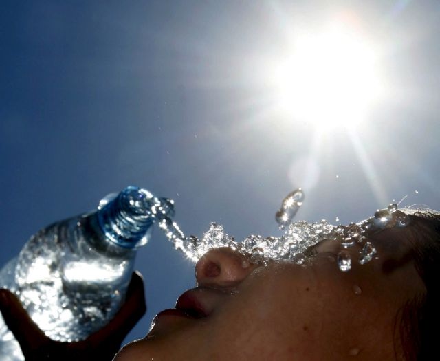 Ρωσία: Νέα συσκευή παράγει πόσιμο νερό από τον αέρα της ερήμου