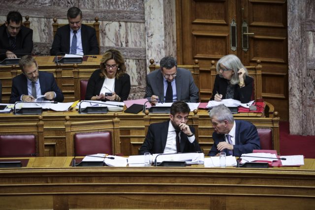 Υποχρεωτική η δήλωση μετρητών και αντικειμένων από μια αξία και πλέον