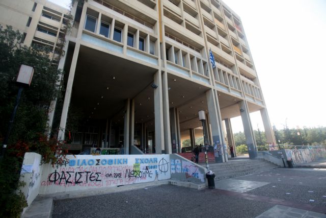 Γαβρόγλου: Νομίζουν ότι είναι ρημαδιό τα πανεπιστήμια μας