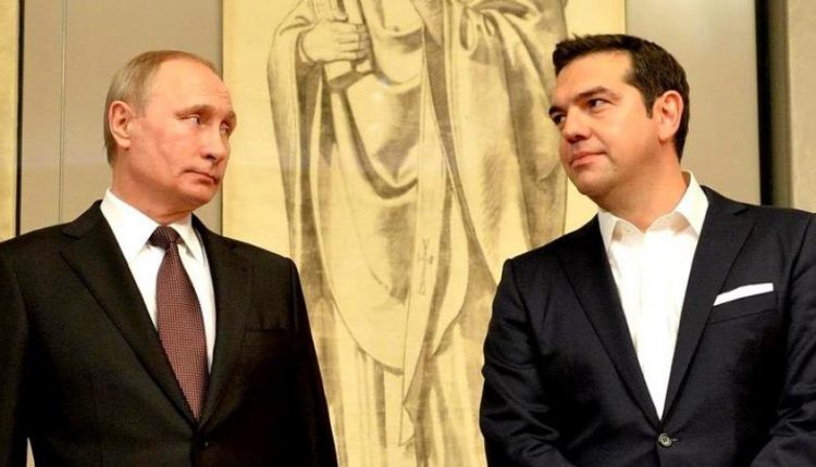 Τσίπρας και Καμμένος ξανά στην… αγκαλιά του «τσάρου» Πούτιν