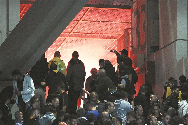 Στο ίδιο έργο θεατές