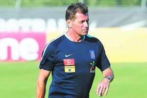 Φετφατζίδη και Λαμπρόπουλο κάλεσε ο Σκίμπε