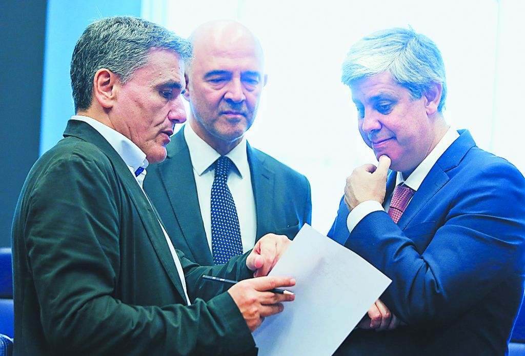 Μαστίγιο – καρότο και παράταση αγωνίας