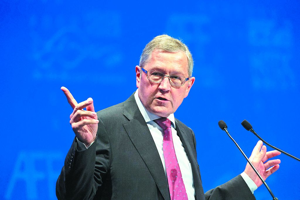 Νέα ψυχρολουσία για τις περικοπές στις συντάξεις